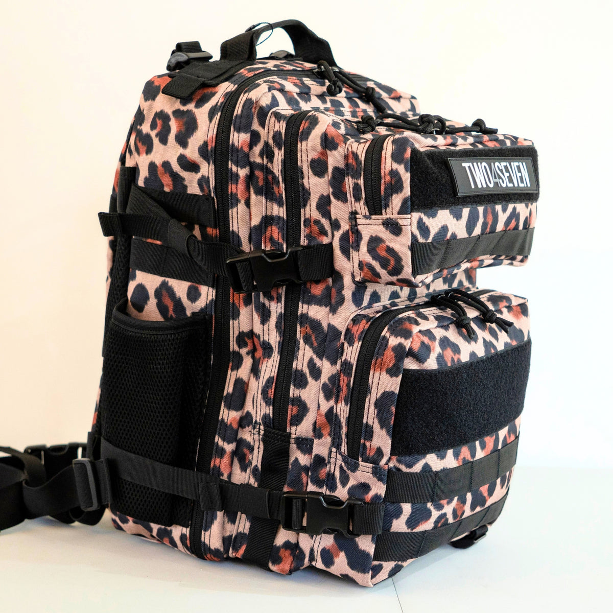 TWO4SEVEN 25L Gym Backpack - Leopard