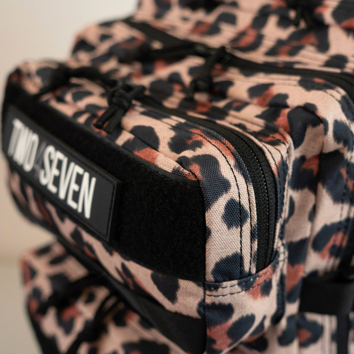 TWO4SEVEN 25L Gym Backpack - Leopard