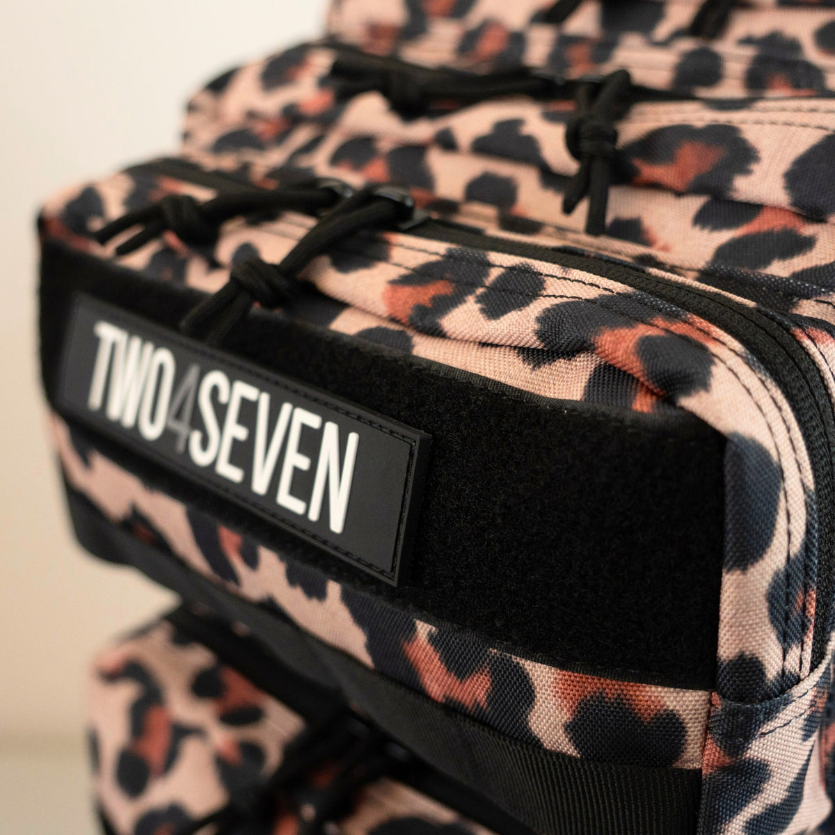 TWO4SEVEN 45L Gym Backpack - Leopard Print